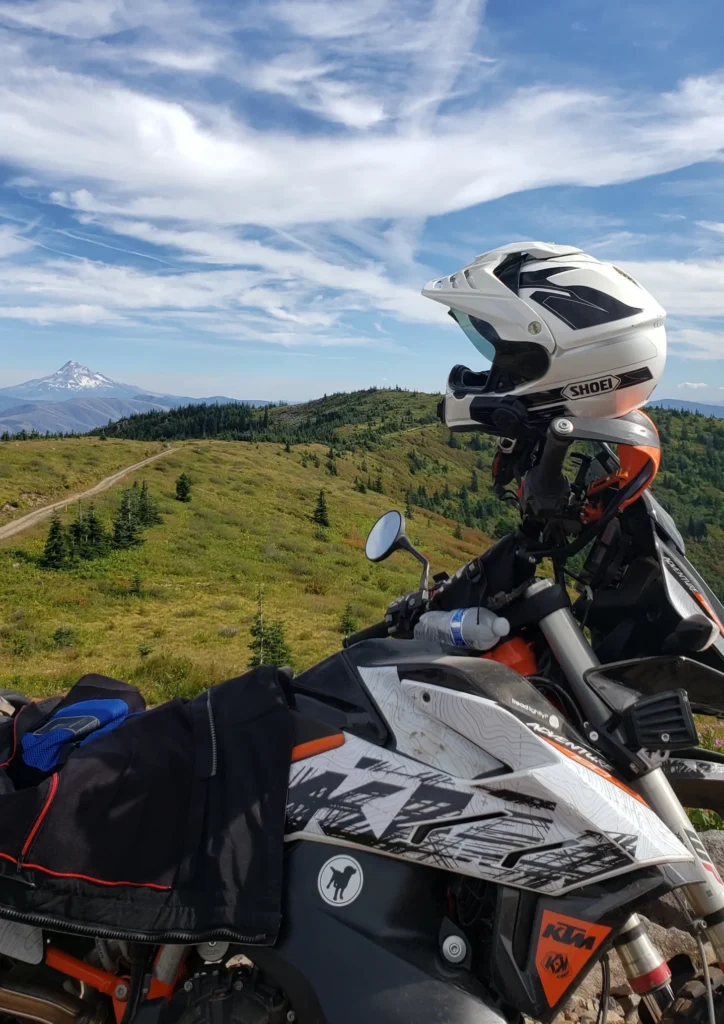 Bret Tkacs' KTM 790 along the WABDR.